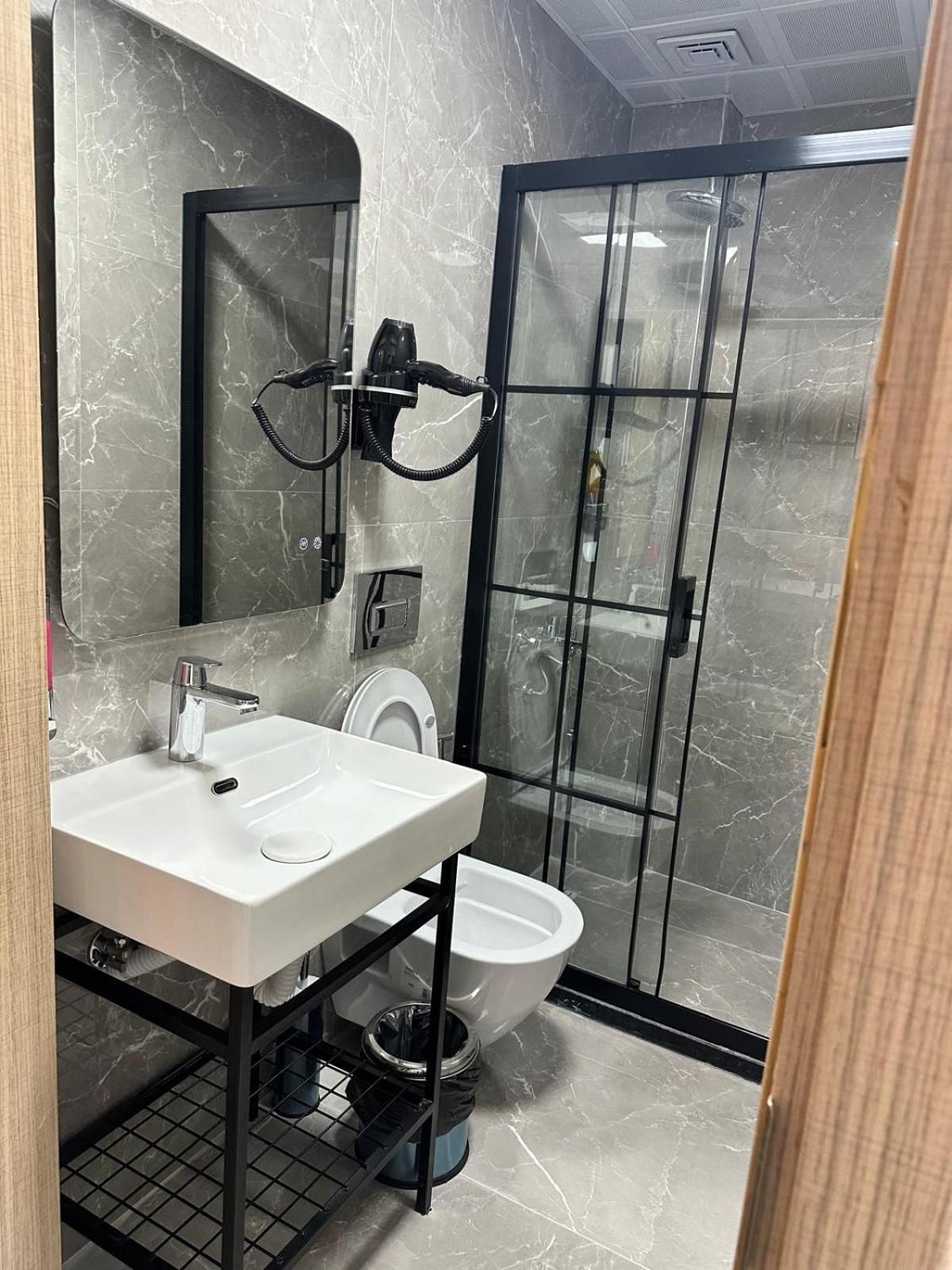 איסטמבול Grand Fm Hotel מראה חיצוני תמונה